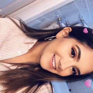 Meet your Posher, Vanesa